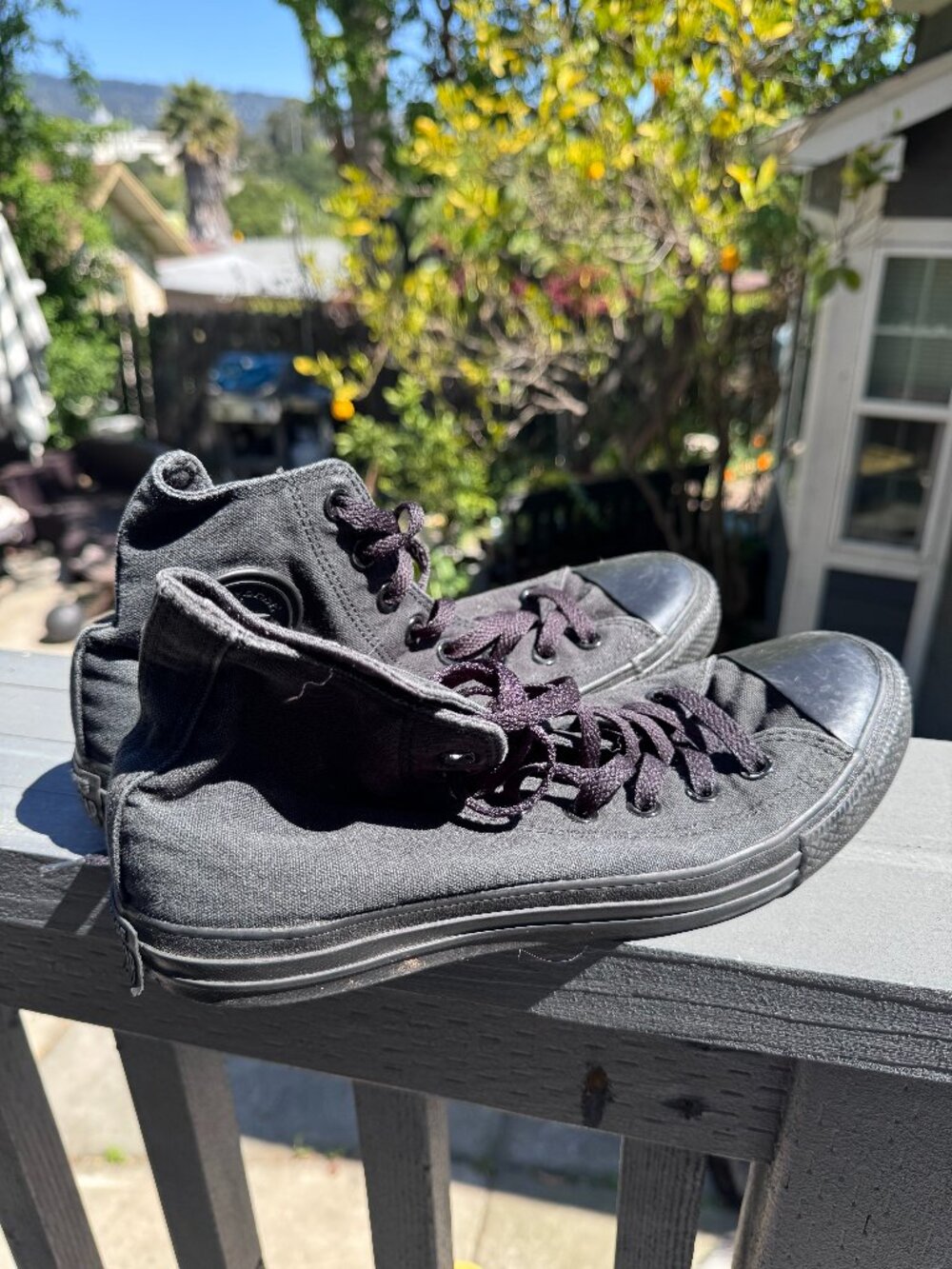 High ankle Converse 8M